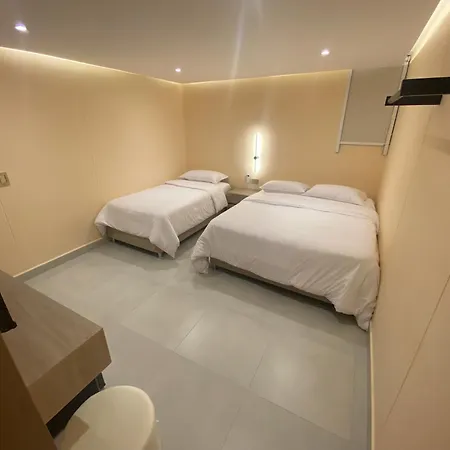 Dunia - Habitacion # 7 *
